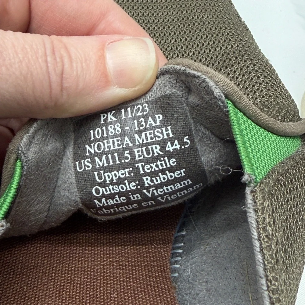 OluKai nohea mesh